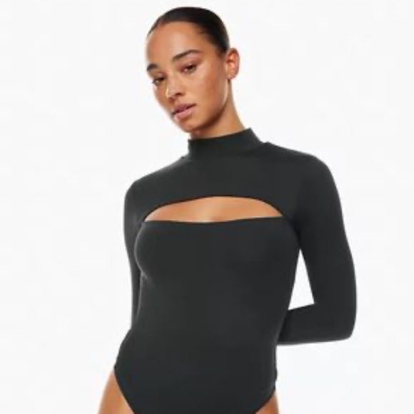 BNWOT⎜Aritzia Babaton⎜VARO CONTOUR BODYSUIT⎜BLACK - Picture 1 of 14